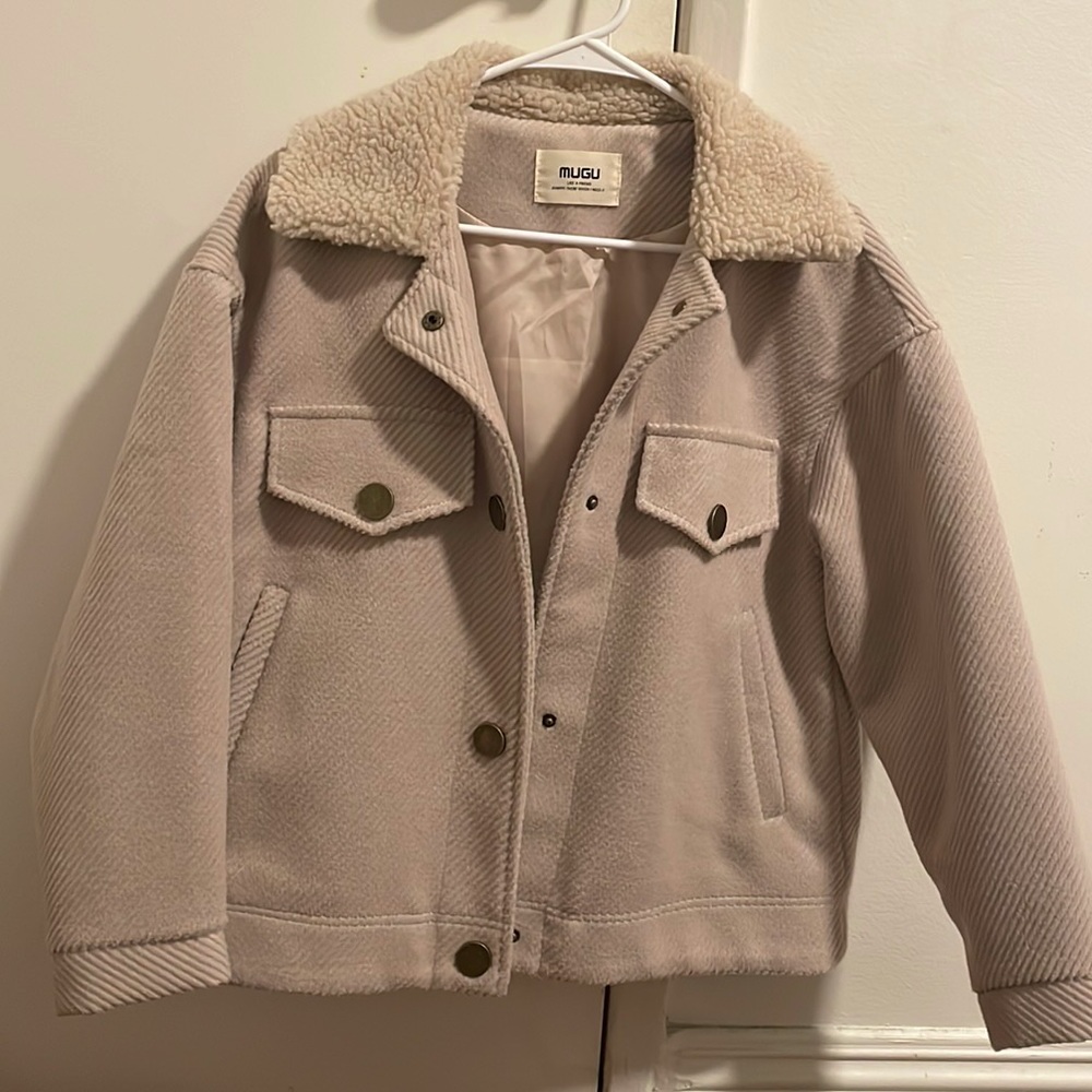 Beige jacket - Picture 2 of 3